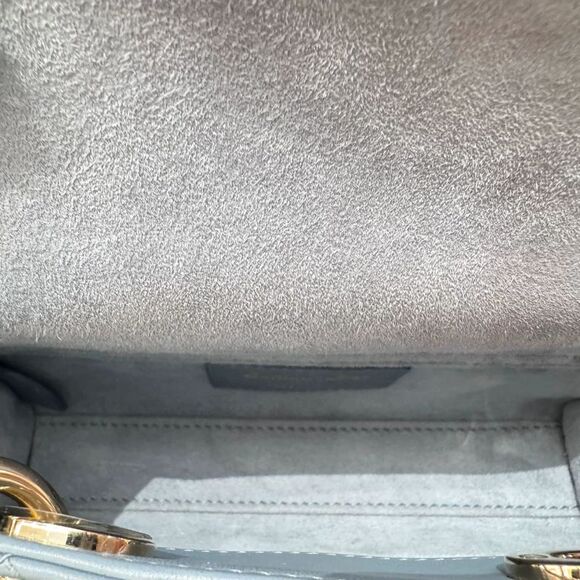 Dior Women Pre-Loved Bag Very Good Condition - Picture 2 of 7